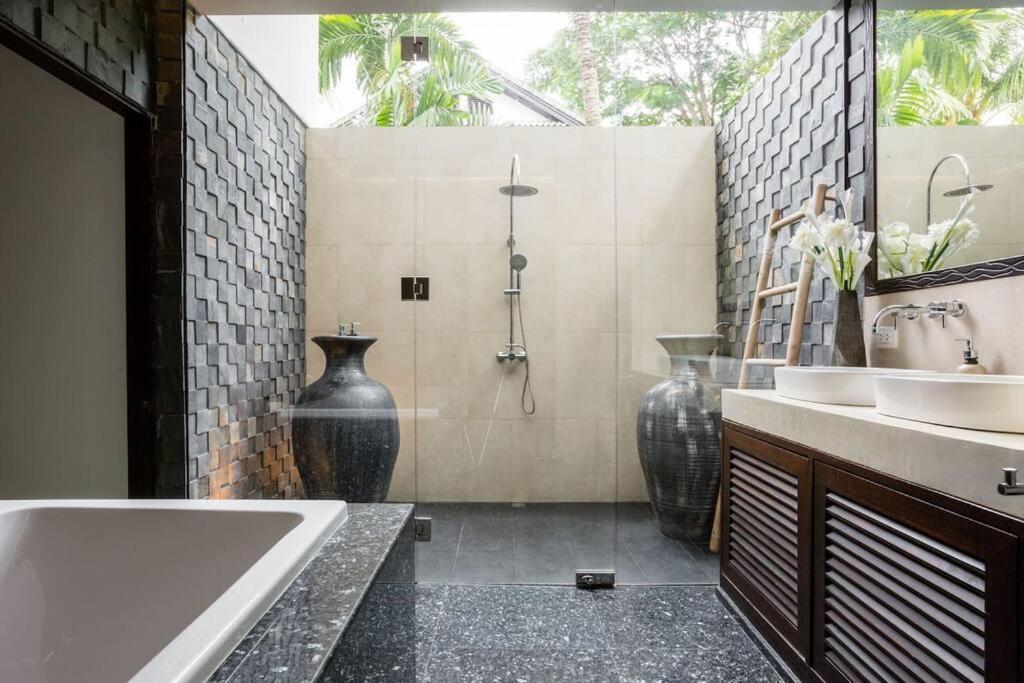 Villa Nirvana - Beachfront Tropical Chic 4Br Haven In Cape Panwa, Phuket Ban Makham Εξωτερικό φωτογραφία